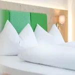 Sunseitn Bed & Breakfast