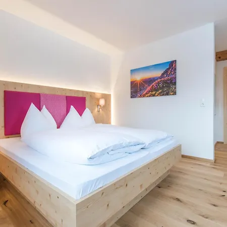 Sunseitn ラムサウ・アム・ダッハシュタイン