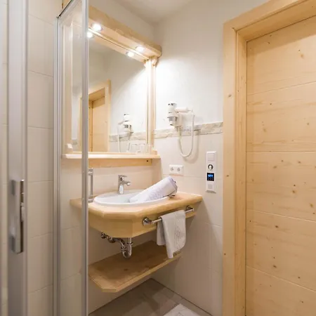 Sunseitn 3* ラムサウ・アム・ダッハシュタイン